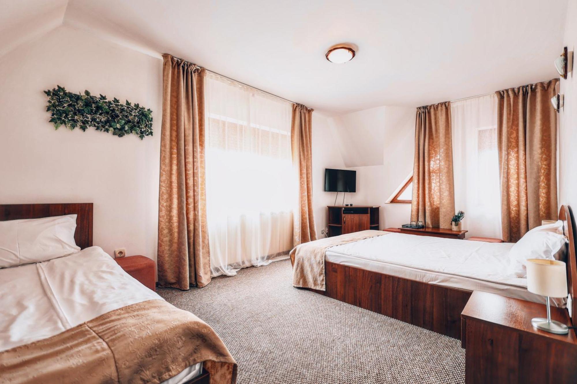 Pensiunea Fantanita Haiducului Ciungetu Extérieur photo